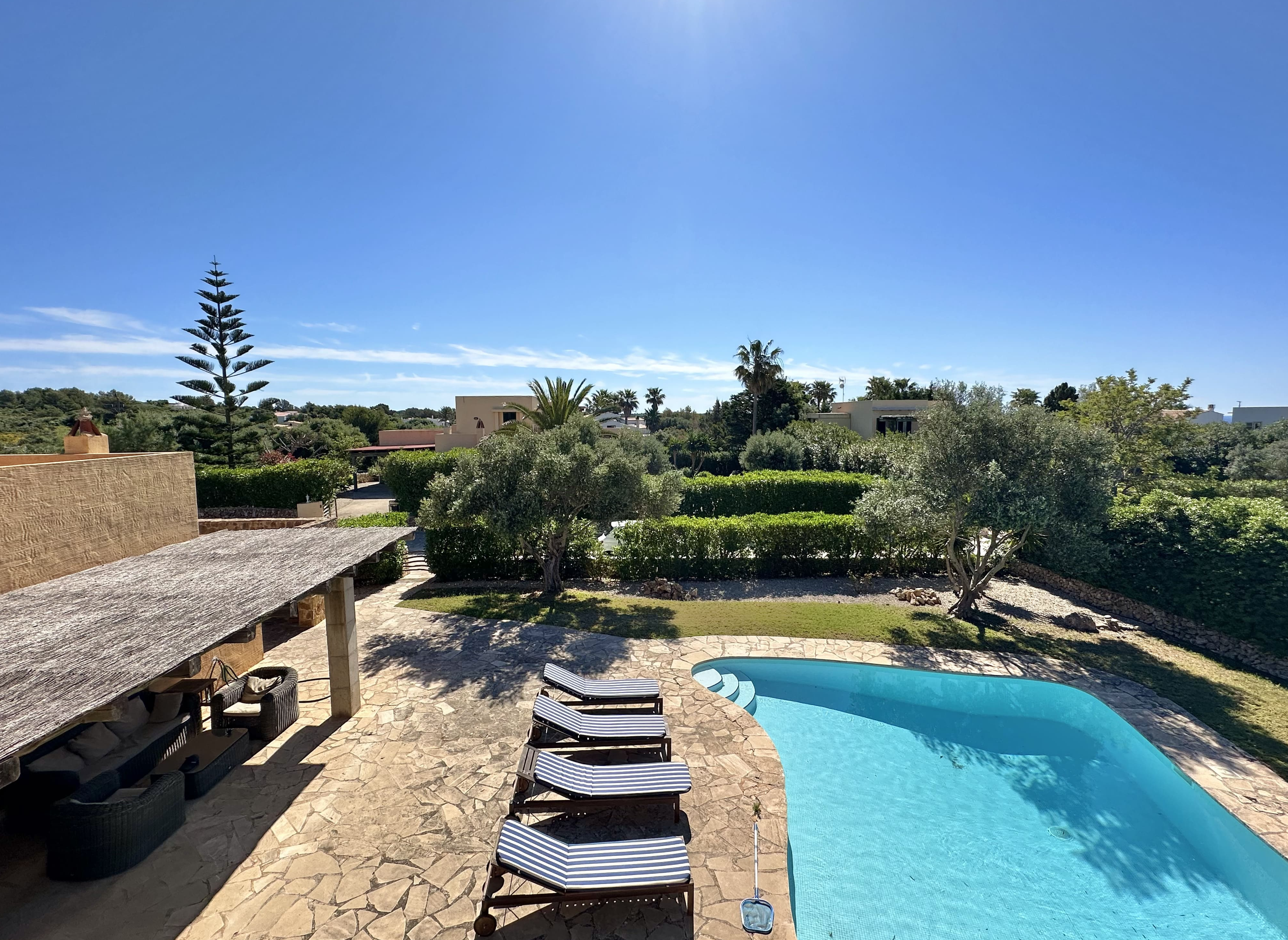 Entire Home/Apartment in Binisafua